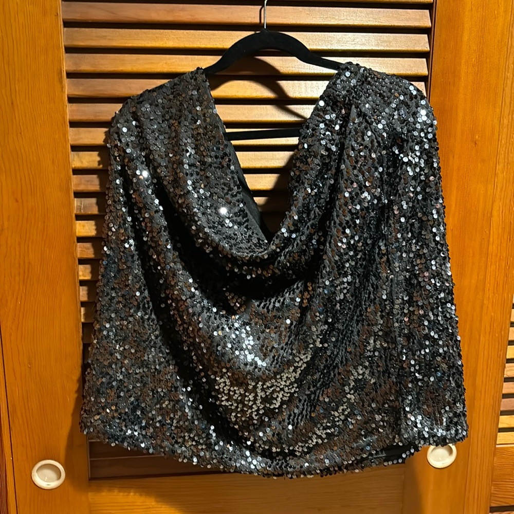 Avenue Black Sequined Mini Skirt